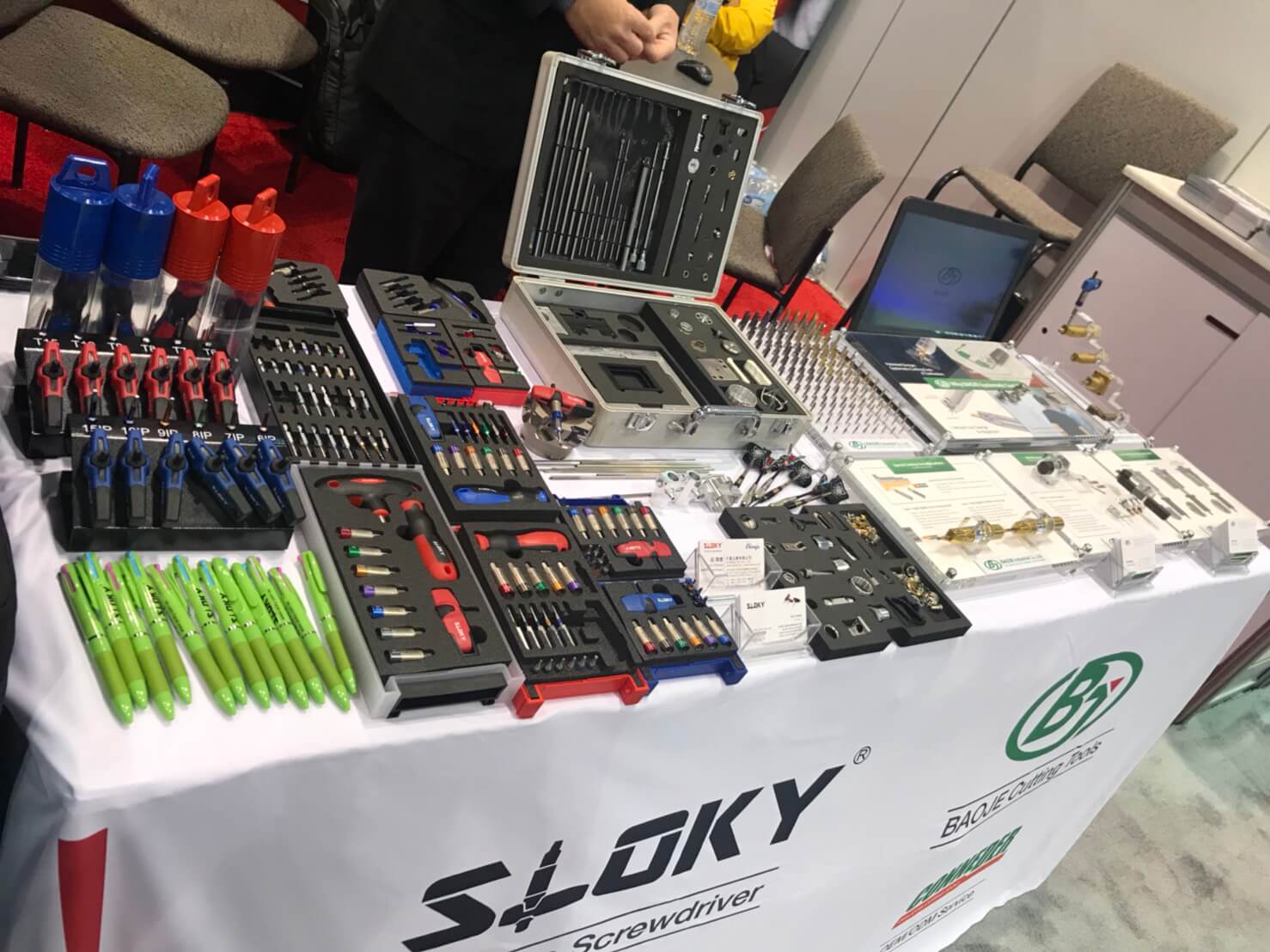 Chienfu Sloky IMTS 2018-5